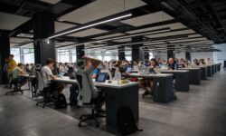 Employment in the US as of 2023 — Statistics & Facts